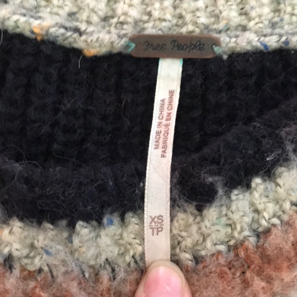 Free People oversized sweater - Picture 3 of 4